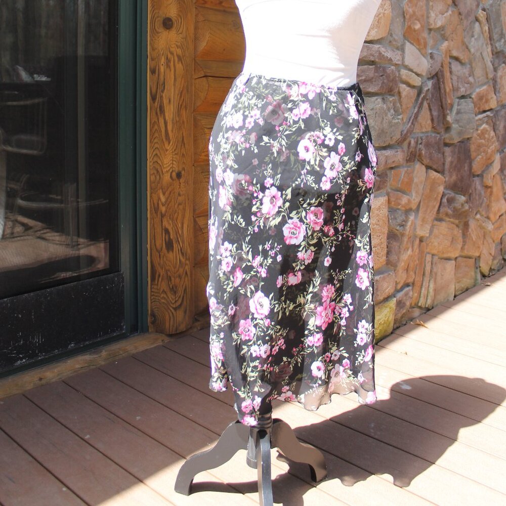 Breezy Floral Print Skirt